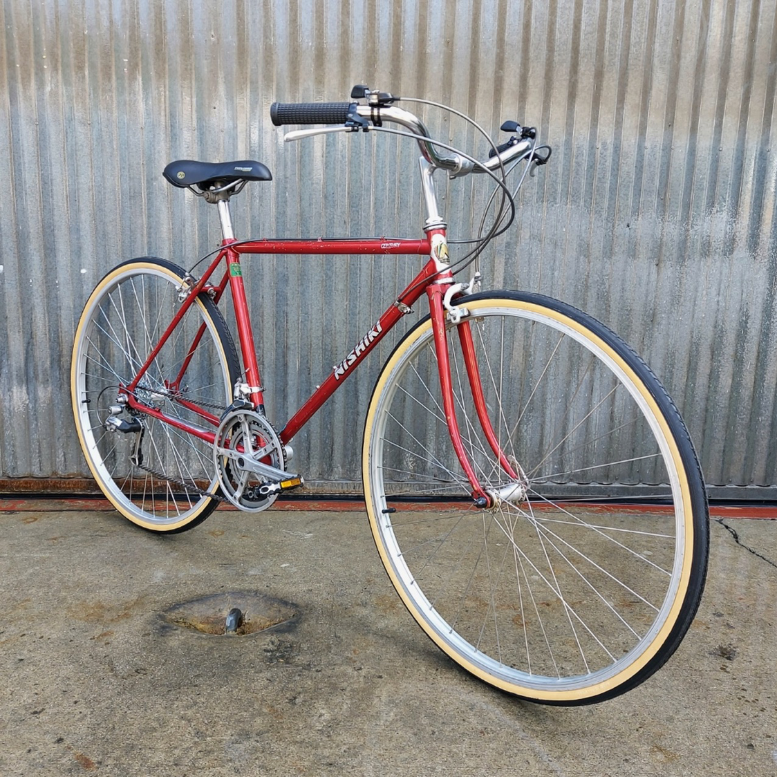 Vintage Nishiki Road Bike Converted to Baguette Slaying City Bike