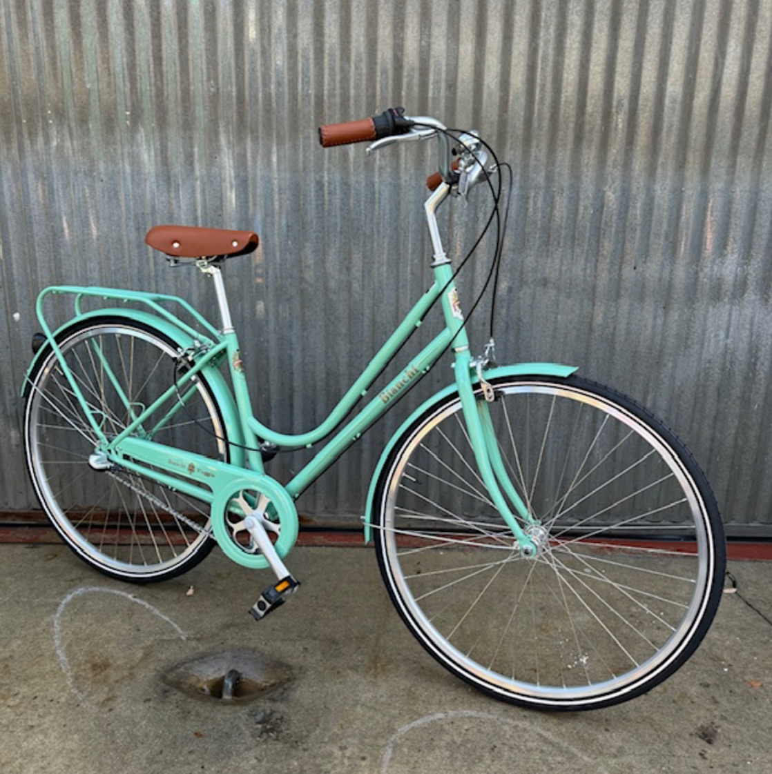 Women's Bianchi City Bike - Very Vintage Style - Studio Rental