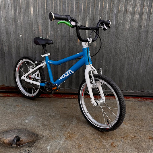 Used Blue Woom 3 Kid's Bike