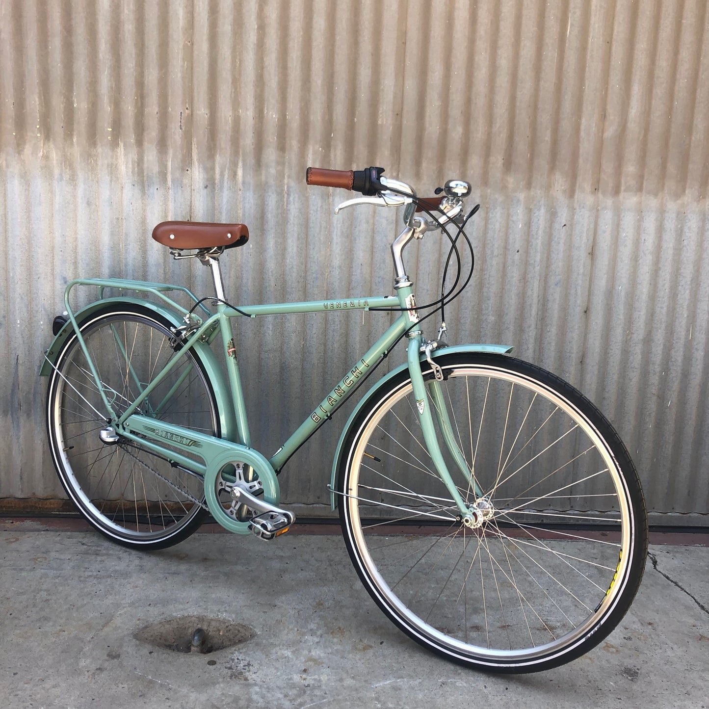 Bianchi Venezia City Bike - Celeste Green