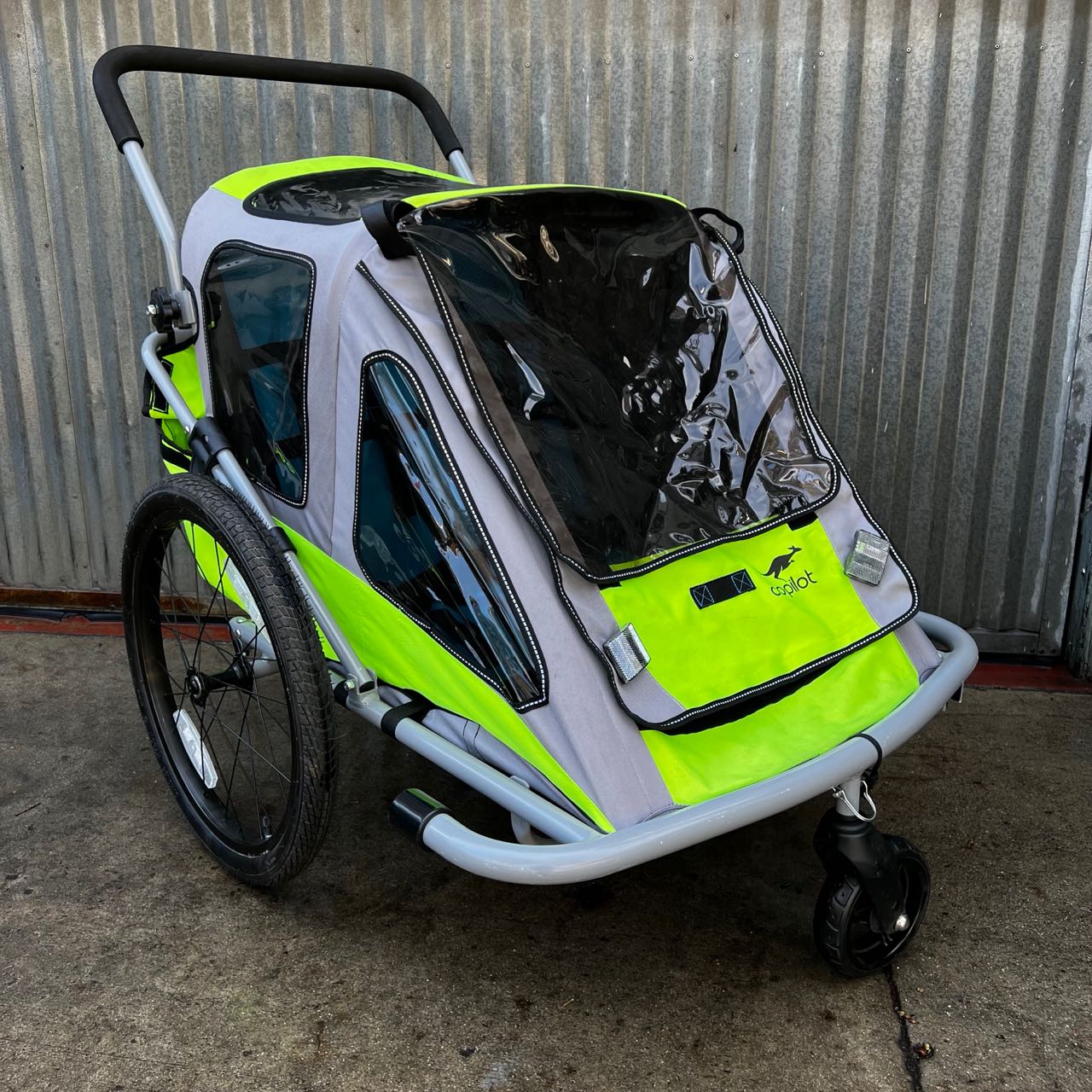 Co Pilot Model T Kid s Trailer and Stroller in Terrific Condition Used