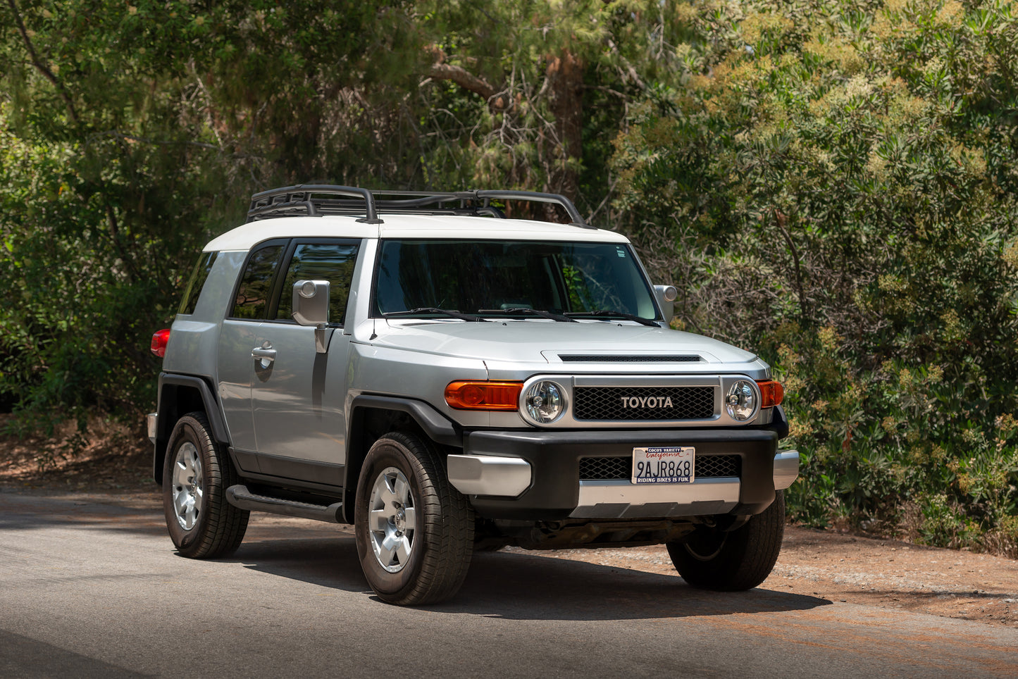 2007 Toyota FJ Cruiser - 4x4 with Low Miles - Zero Modifications