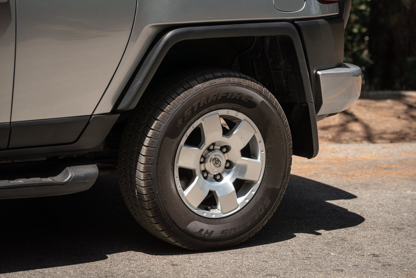 2007 Toyota FJ Cruiser - 4x4 with Low Miles - Zero Modifications