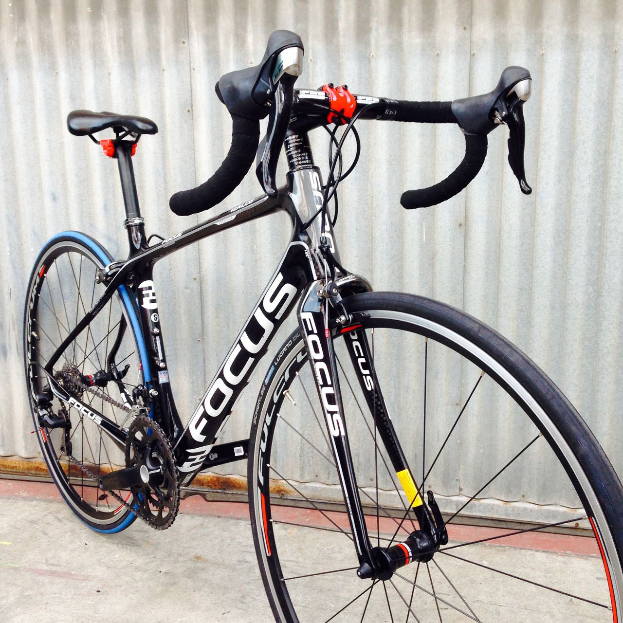 Focus Izalco Donna 3.0 (2013)