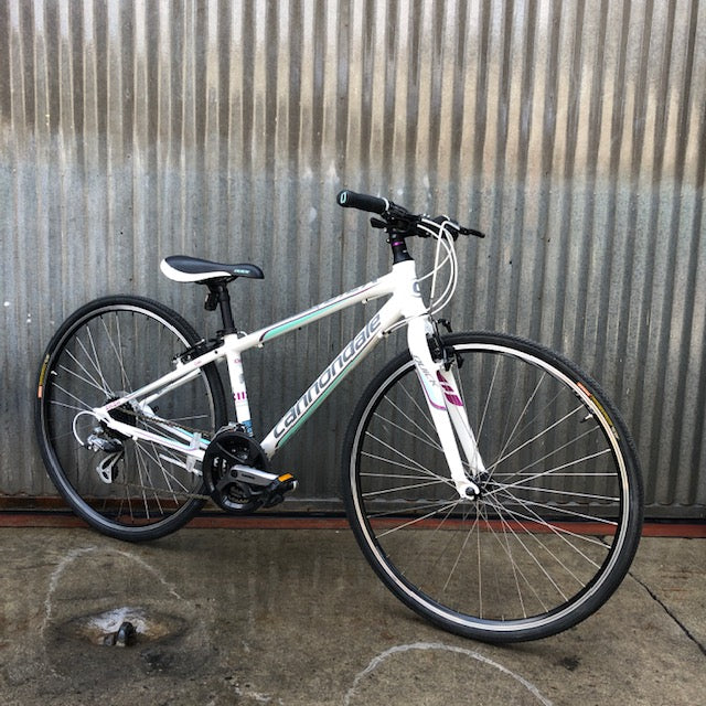 Cannondale Quick 5 Performance Hybrid - Used Bike in Near New Condition - Small Size