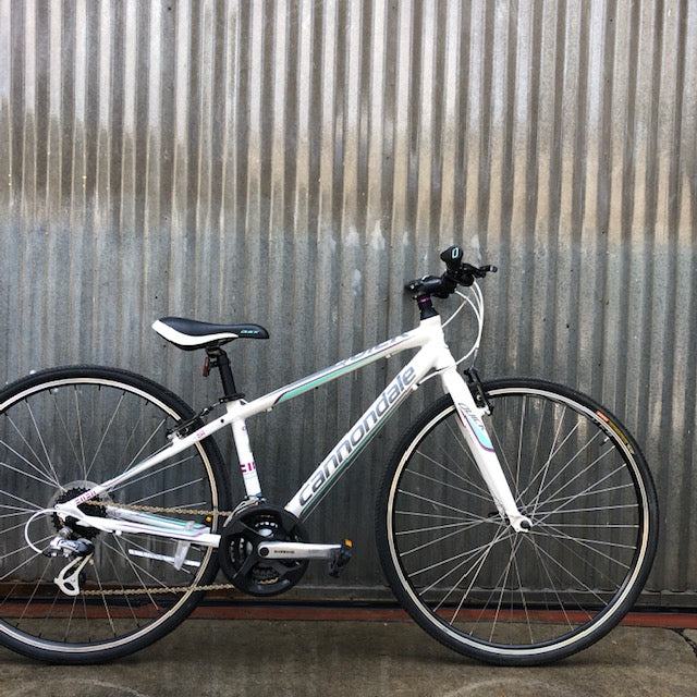 Cannondale Quick 5 Performance Hybrid - Used Bike in Near New Condition - Small Size