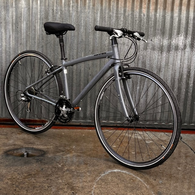 Used Specialized Sirrus Flatbar Road Bike - Light, Nimble and Fast
