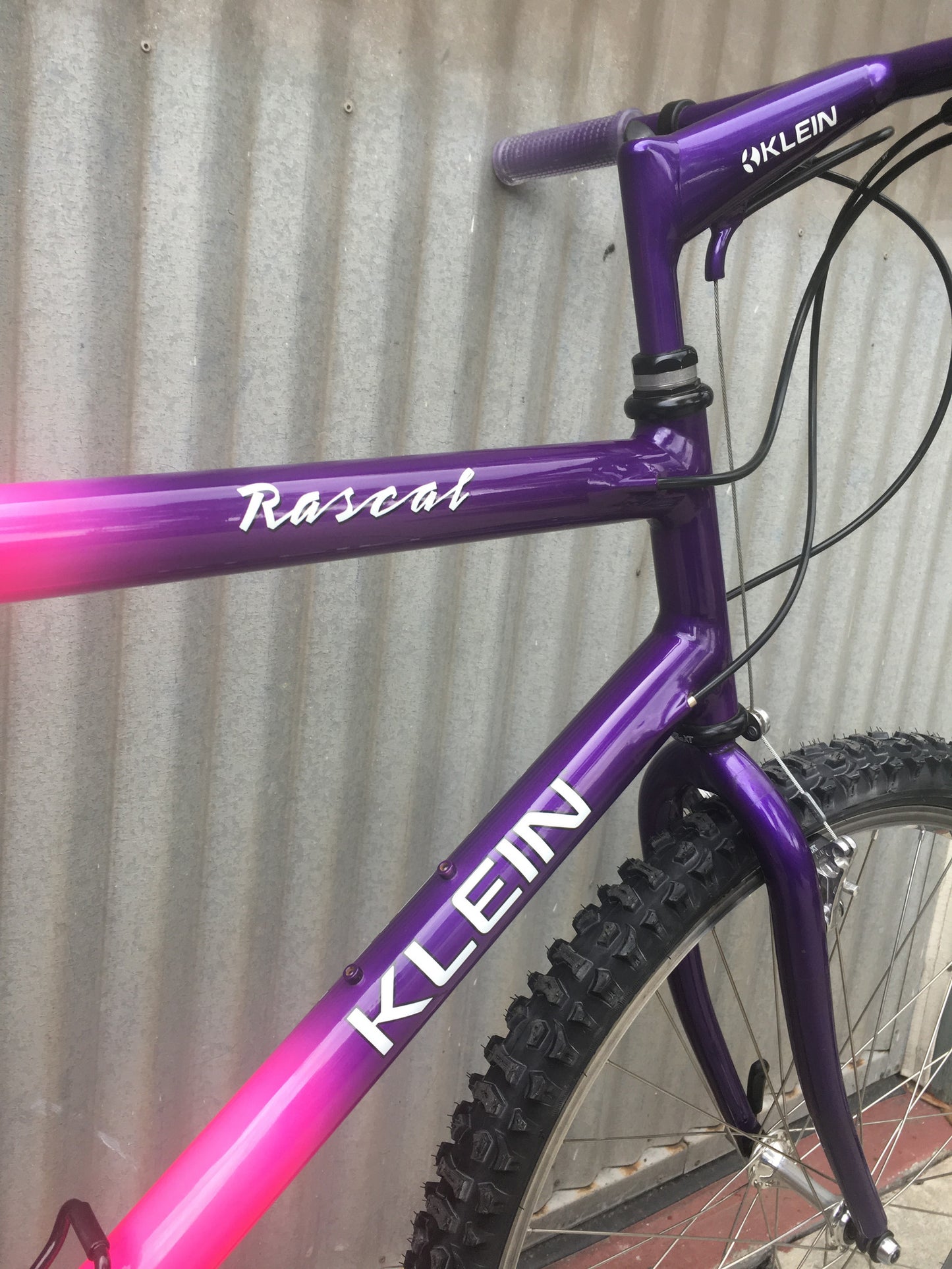Klein Rascal in Pink / Purple Fade - Extremely Clean