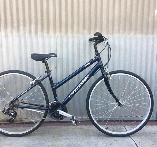 Cannondale Made in USA Aluminum Lightweight City Bike