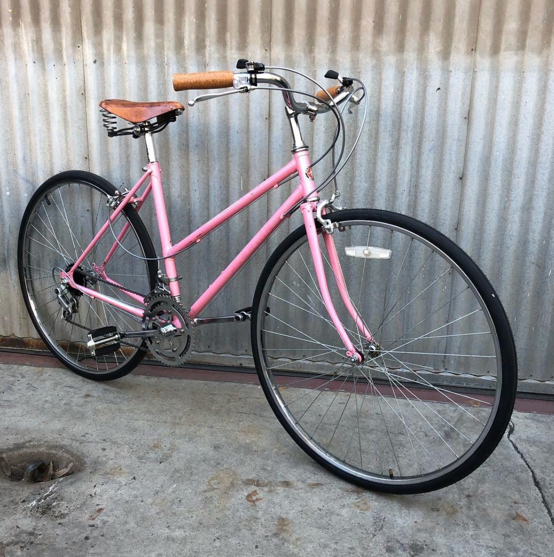 Pink Pearl Schwinn Caliente City Bike for Procuring Baguettes and Stinky Cheese