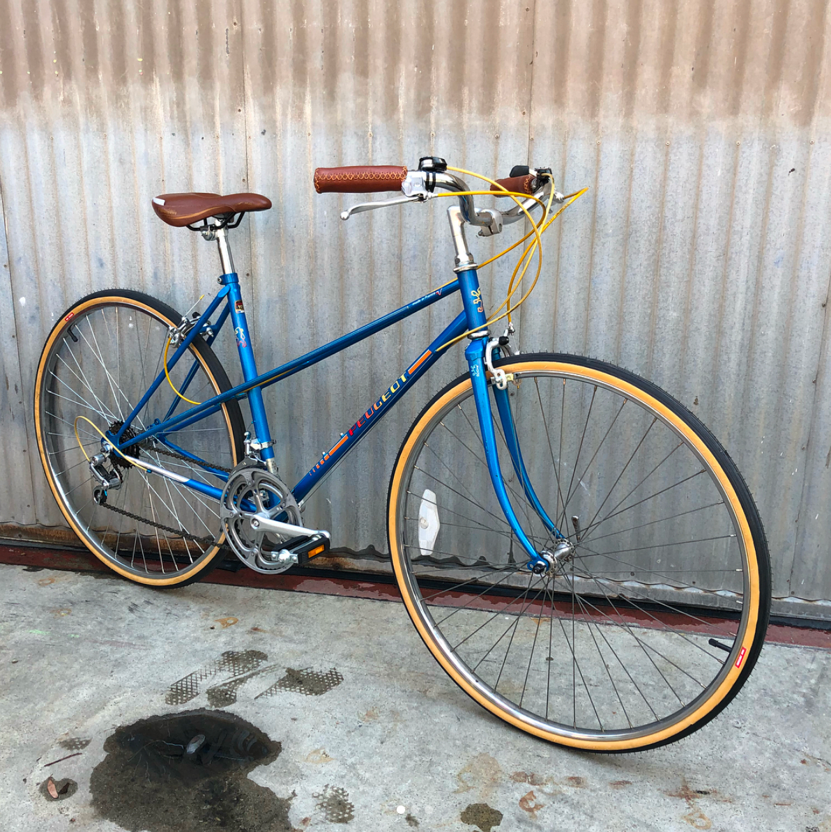 Super Classy Peugeot Mixte - Full Rebuild of a Classic