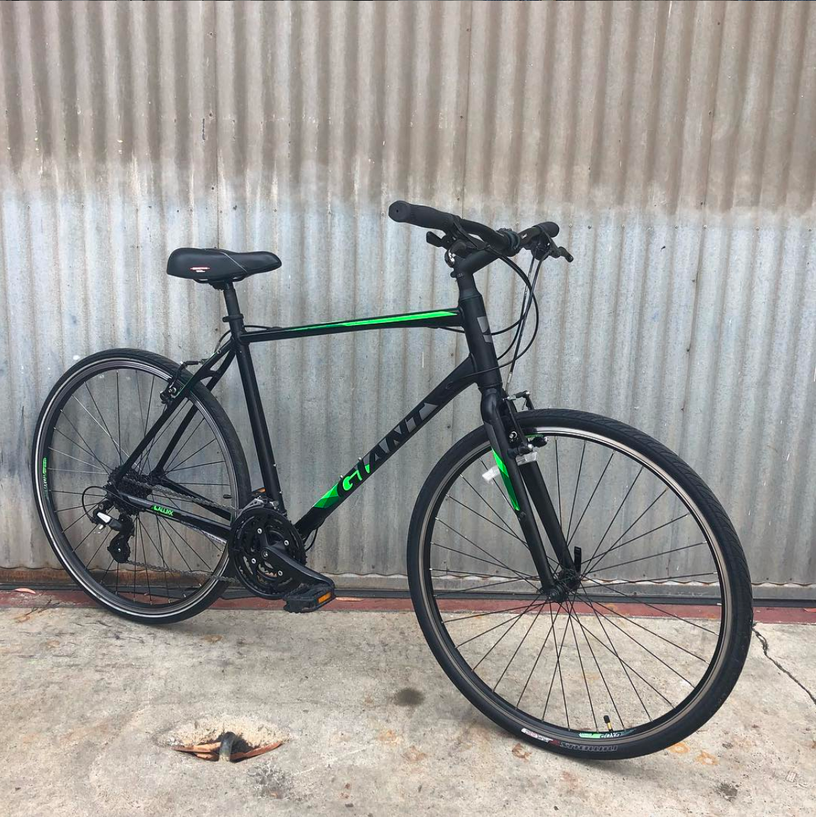 2018 giant 2025 escape