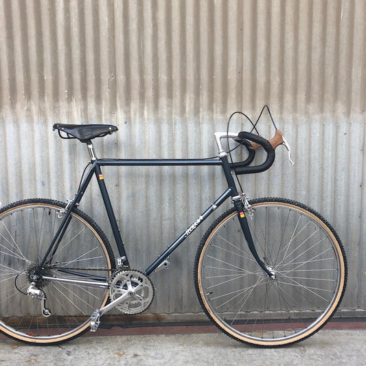 Specialized Sequoia Sport Touring - Classic L'Eroica Warrior - All the Looks and Lots of Tire Room