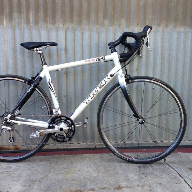 Trek pilot 2.1 outlet road bike price