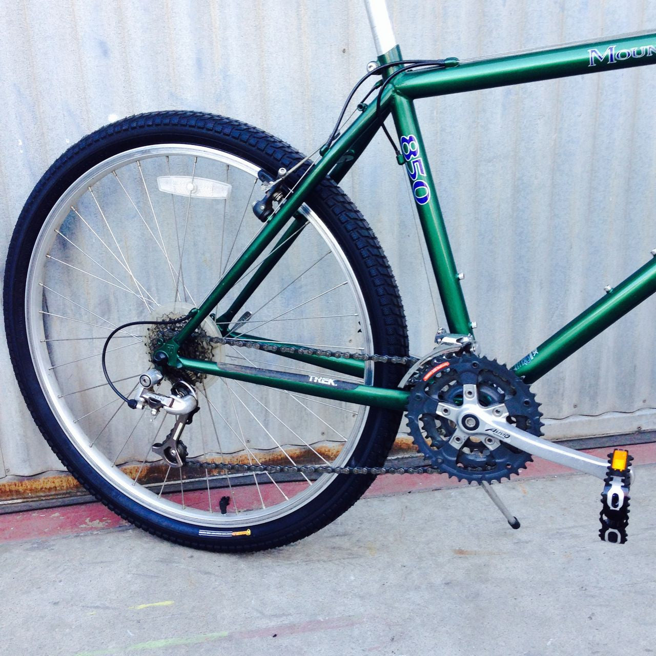 Trek mountain track 850 shop green