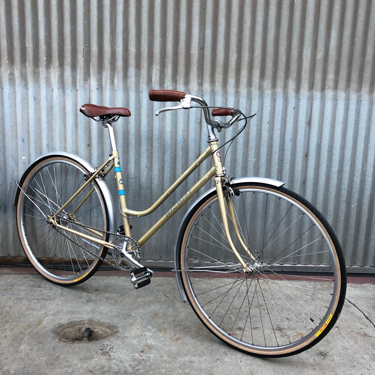 Nishiki Vintage Gold Step-through City Bike
