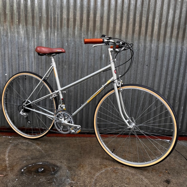 Schwinn Le Tour Stepthrough City Bike – Coco's Variety Schwinn Le Tour Stepthrough City Bike – Coco's Variety